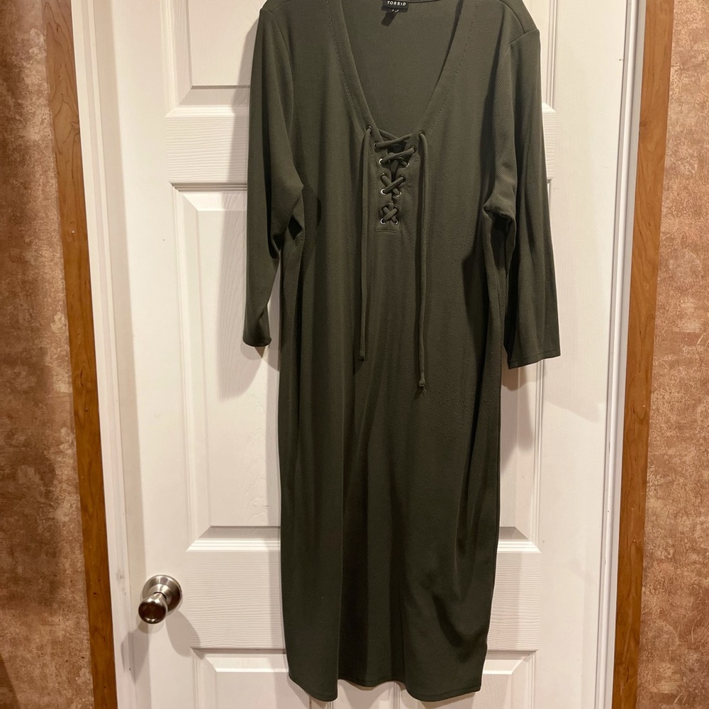 💚💚Army Green Torrid Knee Length Dress - Picture 4 of 6